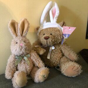 VINTAGE HALLMARK BEAR W/ BUNNY EARS EASTER LINDT BUNNY PLUSH LOT 2